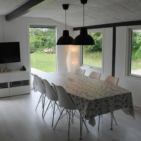 Lovely Summer House In Hummingen 度假居 *