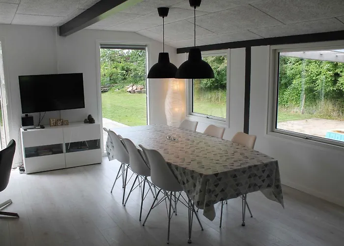 Lovely Summer House In Hummingen Dannemare